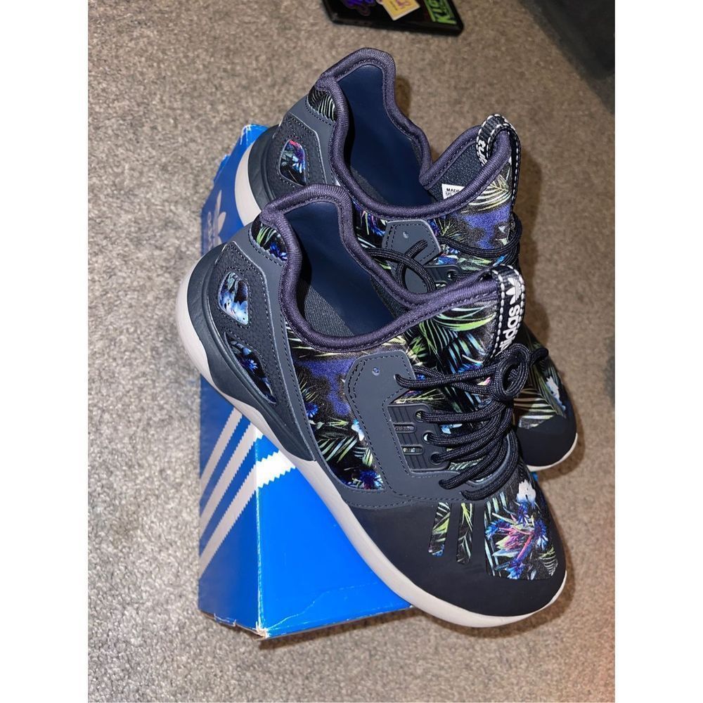 Adidas Tubular Runner Shoes 9.5 Men’s